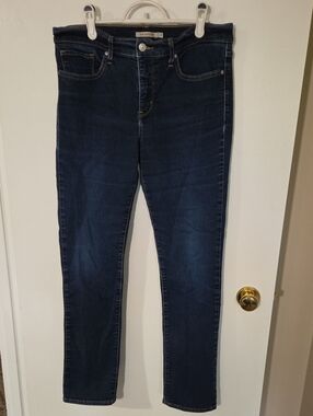 Levi's 314 Shaping Straight